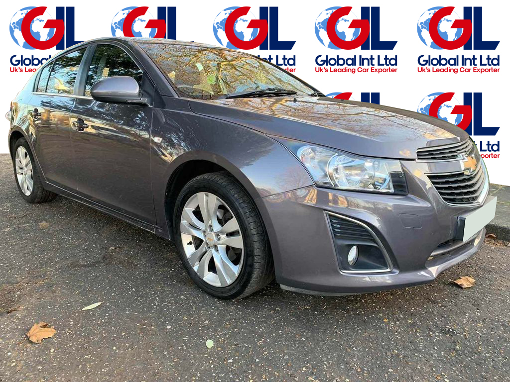 Chevrolet cruze 2013 хэтчбек